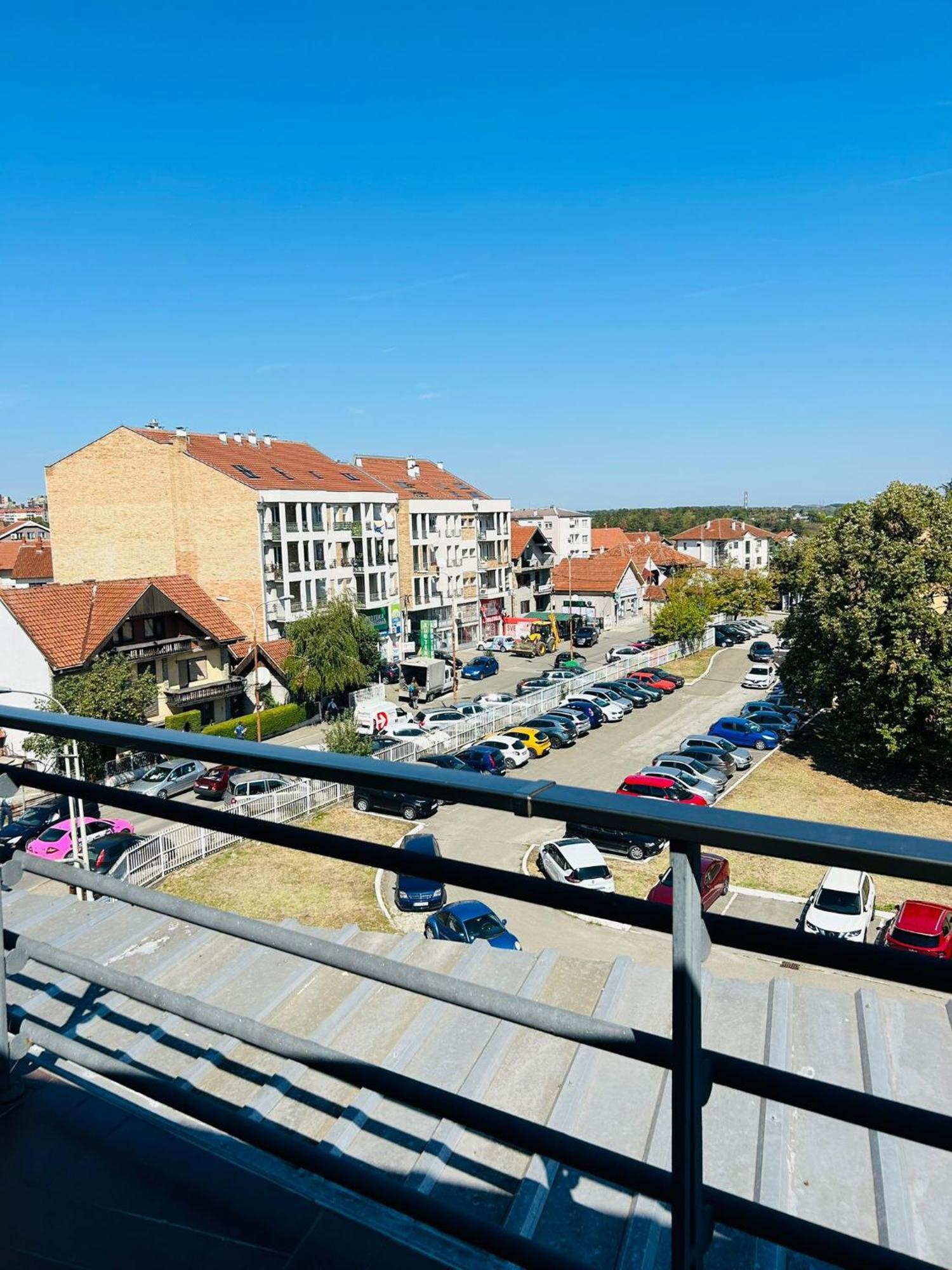 Garni Hotel Ema Kragujevac Exterior photo