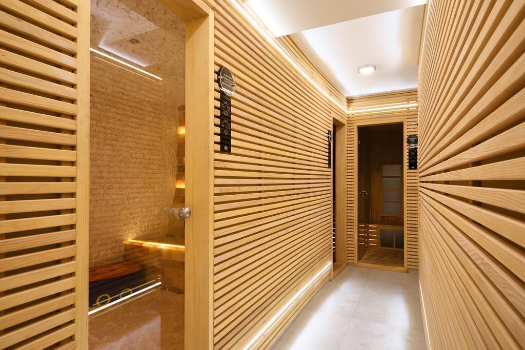 Garni Hotel Ema Kragujevac Exterior photo